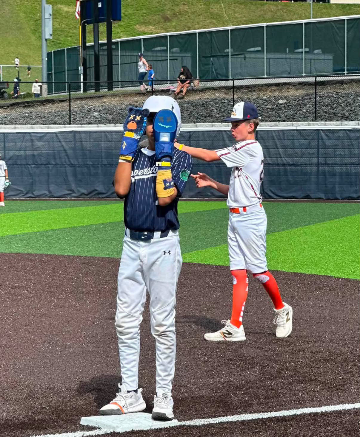 子どもでもスライディングミットは必要？少年野球で使用するメリットを解説