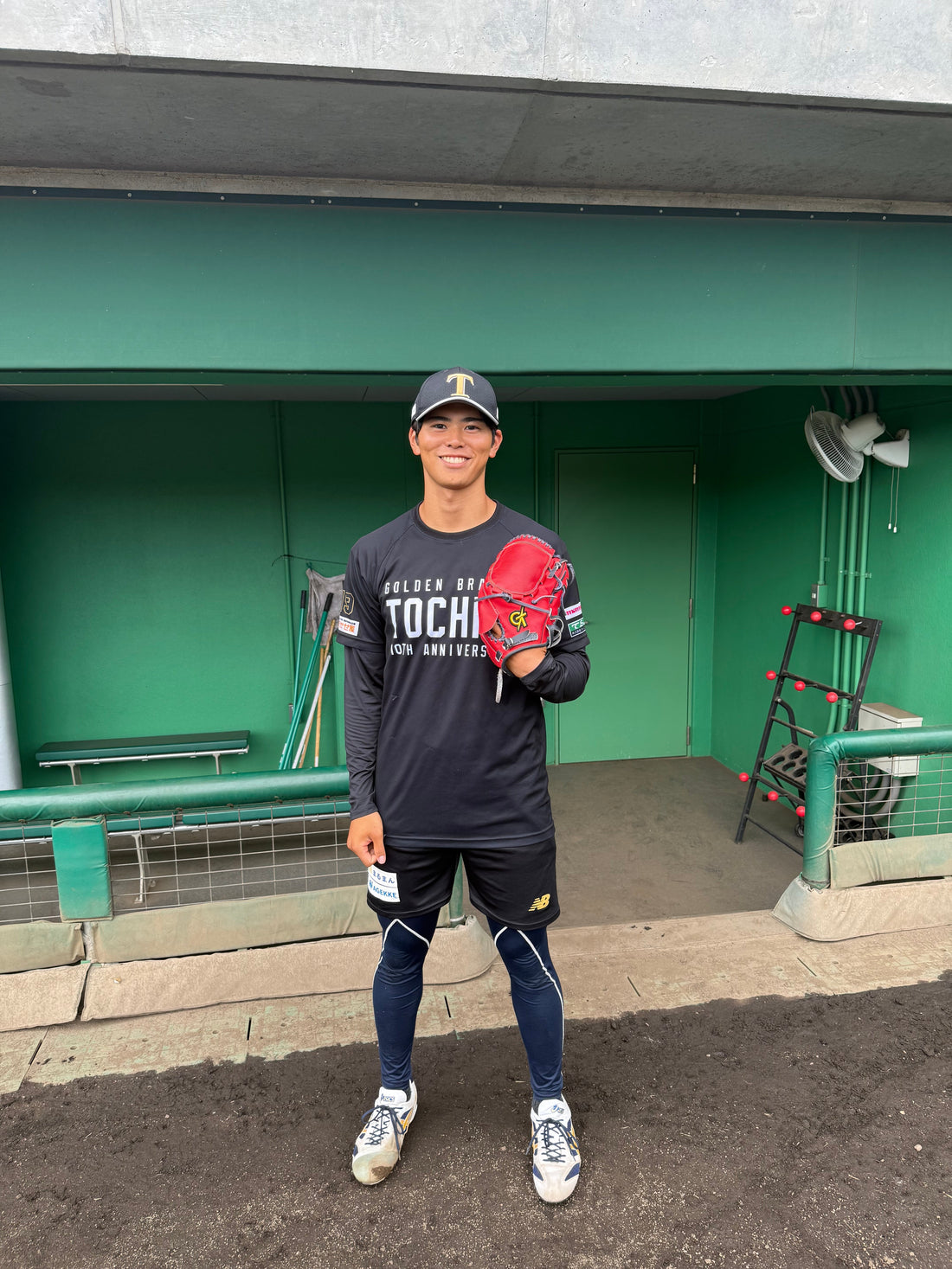 【採用事例】栃木ゴールデンブレーブス 松田選手にGTグローブをオーダーいただきました